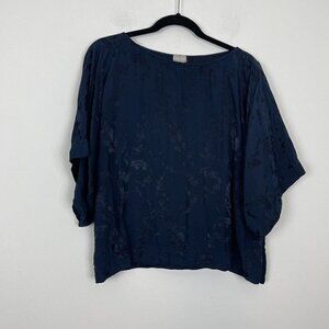 Chico’s Dark Blue Jacquard Kimono Top Woman’s Size 2 / 12/14 Floral Boat Neck